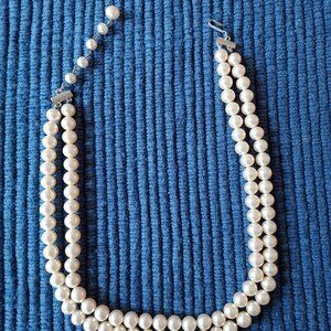 Vintage 1970s Elegant Double-strand Faux Pearl Bead Necklace